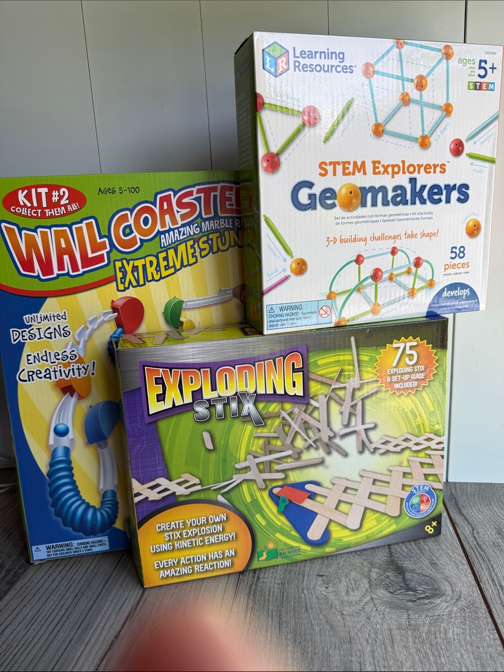 STEM Explorers Geomakers Building Set Wall Marble Run, Exploding Stix NIB